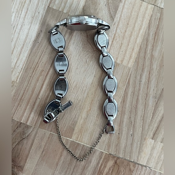 Bulova Ladies Watch RARE Vintage Mechanical Winding 10K Gold Plated Bezel Blue - Picture 9 of 14